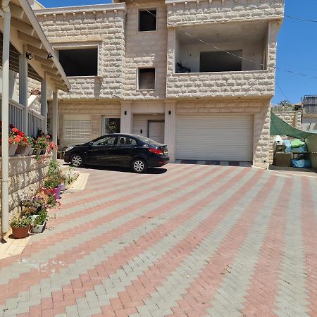 Vida Bhermon 4, One Standard Room Majdal Shams Exterior foto